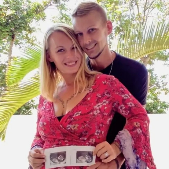 Meet your Posher, Katelyn - Picture 3 of 13